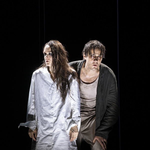 Rebecka Hemse och Erik Ehn i Elektra.