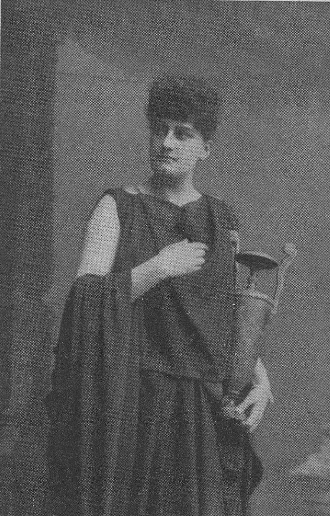 Olga Björkegren som Antigone 1884.
