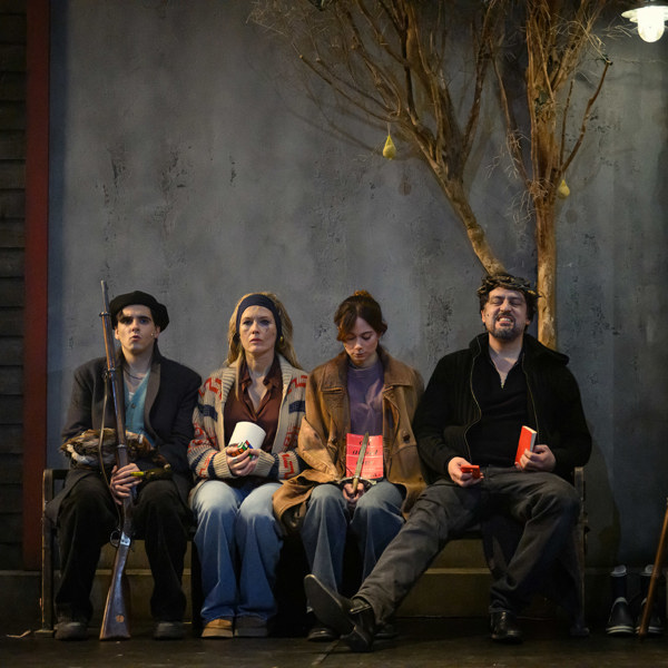 Nikola Borggård Gavanozov, Elin Klinga, Rebecca Plymholt och Danilo Bejarano i Rage.