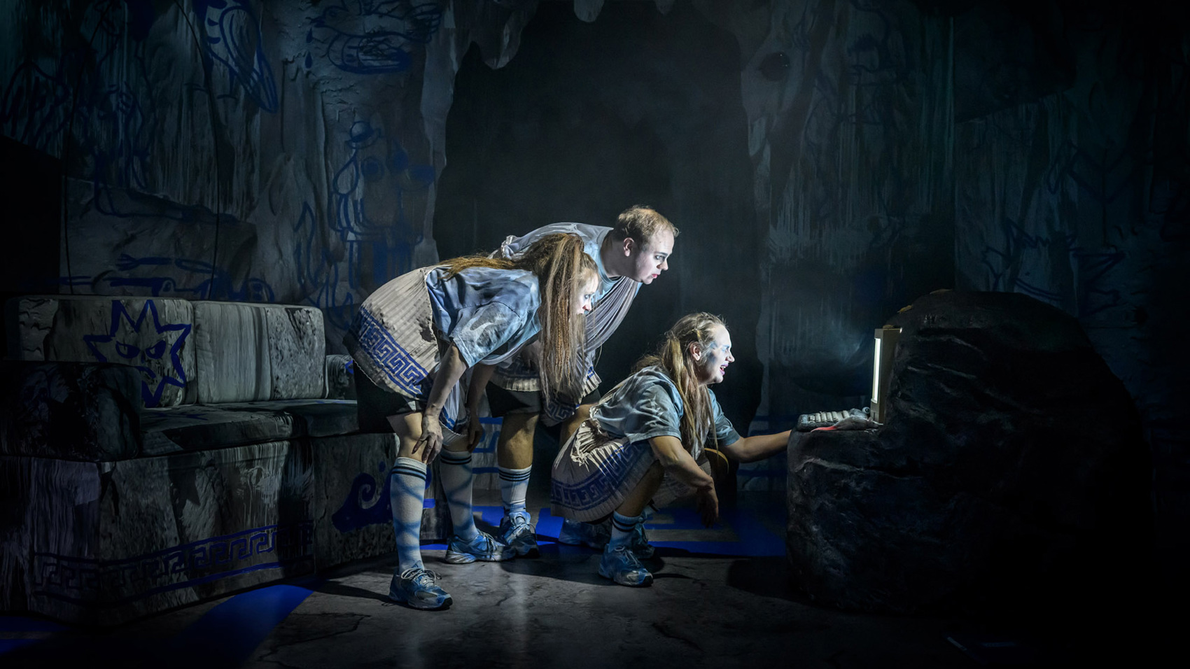 Lh Cover Nemesis 03097