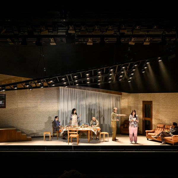 Omid Khansari, Ana Gil de Melo Nascimento, Pablo Leiva Wenger, César Sarachu, Sanna Sundqvist och David Fukamachi Regnfors i Pappas födelsedag.