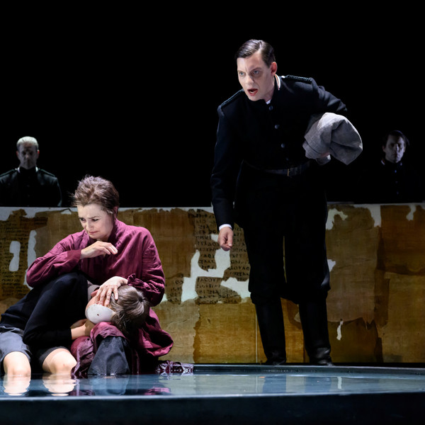 Marie Richardson, Rasmus Luthander i Perserna Trojanskorna.