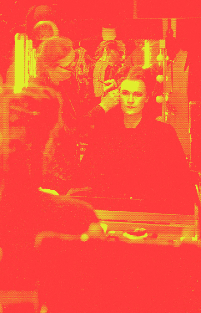 Poster Mellan Mask Och Peruk