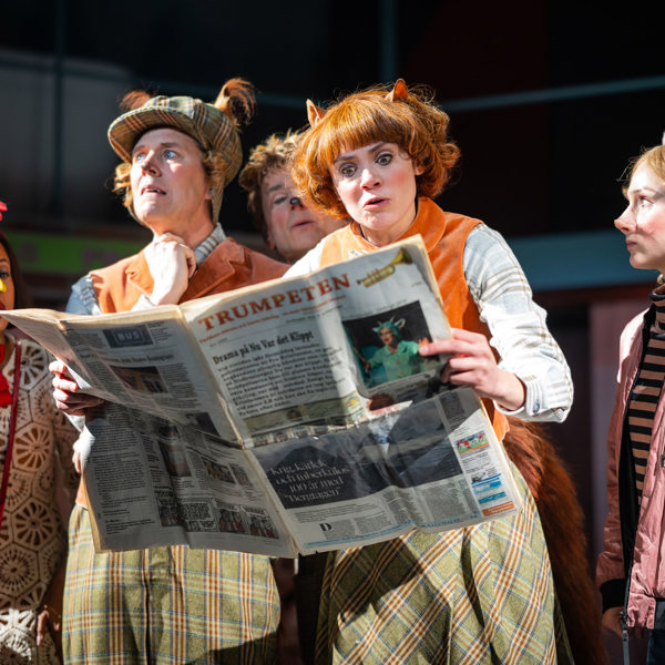 Hannah Alem Davidson, Jesper Feldt, Peter Perski, Elle Kari Bergenrud och Maia Hansson Bergqvist i Jefferson.