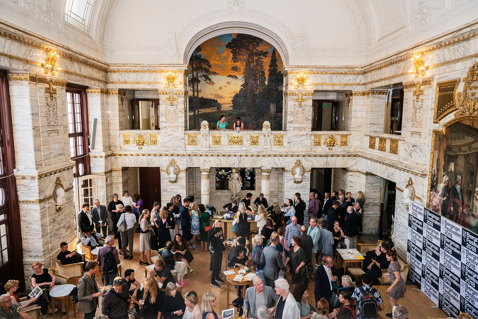 UJW3200 230818 Press