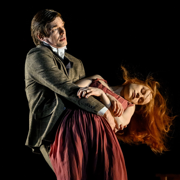 David Book och Electra Hallman i Madame Bovary.