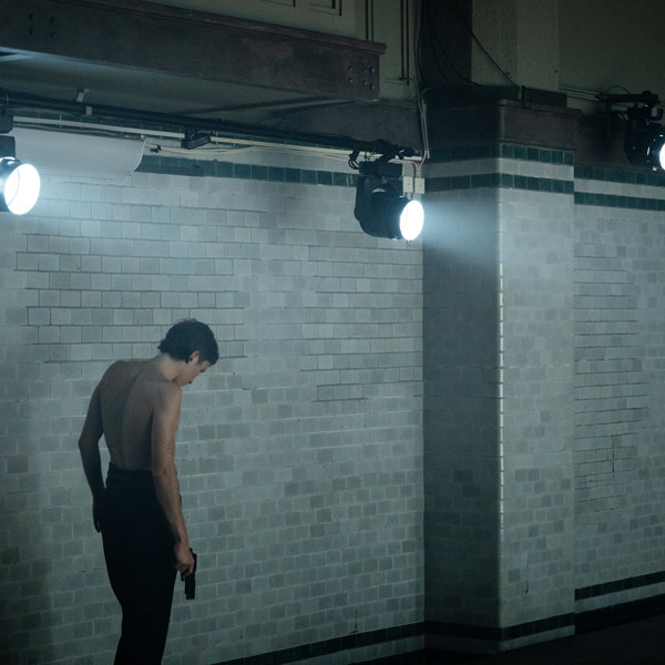 Gustav Lindh i Hamlet.