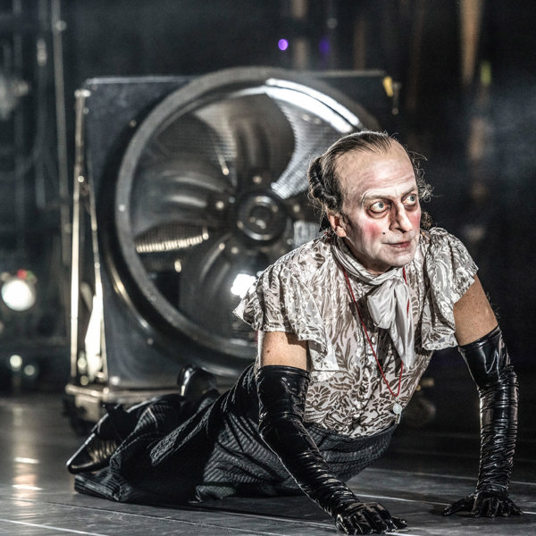 Johan Holmberg i Misantropen.