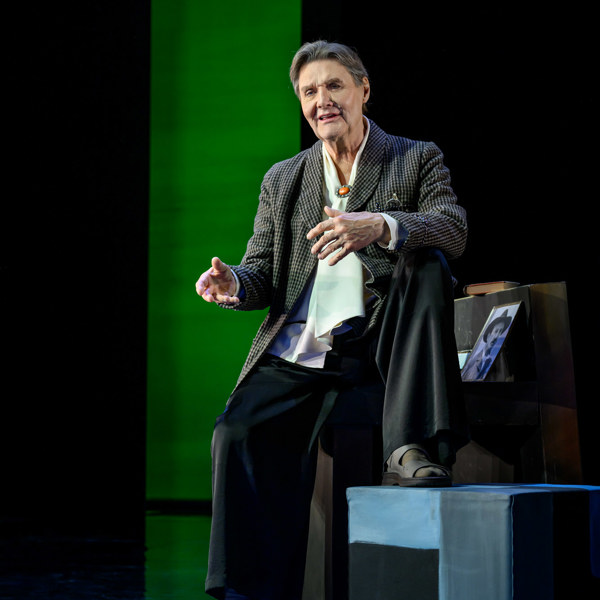 Johan Rabaeus i Gertrude Stein Gertrude Stein Gertrude Stein.