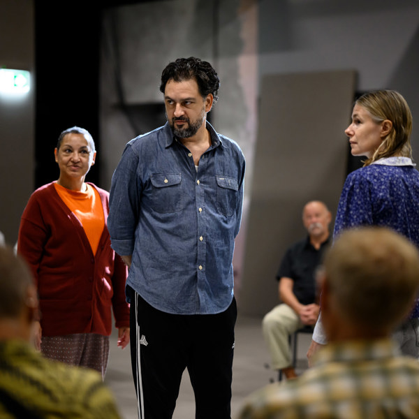 Astrid Assefa, Danilo Bejarano och Eva Rexed i Motståndets melankoli.