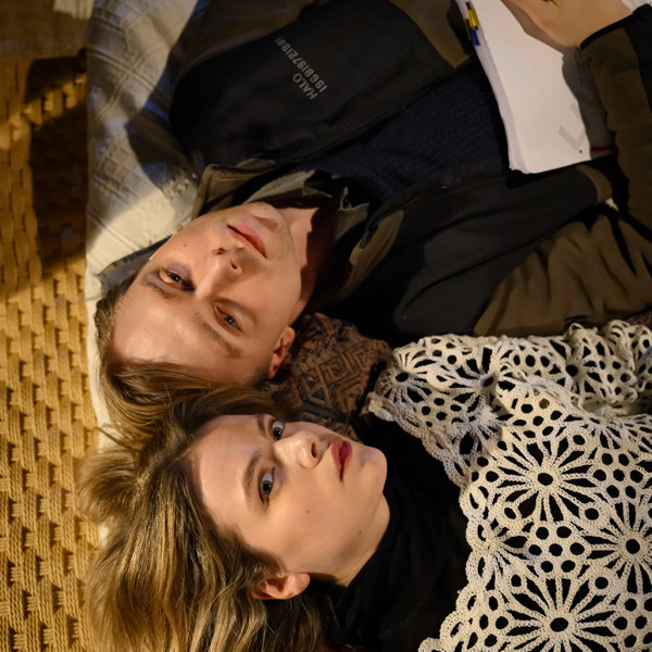 Simon Edenroth och Alva Bratt i Rage.