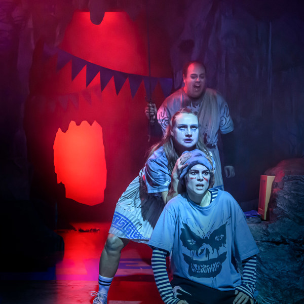 Jesper Forsberg, Tanja Lorentzon och Karin Franz Körlof i Nemesis.